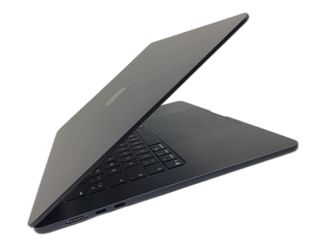 portatil apple apple macbook air m4 10-core 4.4 15 (10gpu) (2025) (a3241)