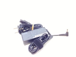 pc portatil lenovo 81mv