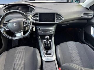 Peugeot 308 5p PureTech 130 S&S Allure