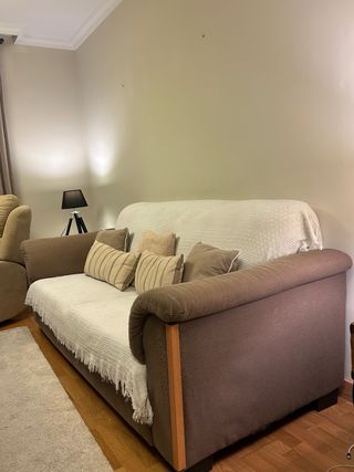 Sofá de 3 plazas en tela y madera