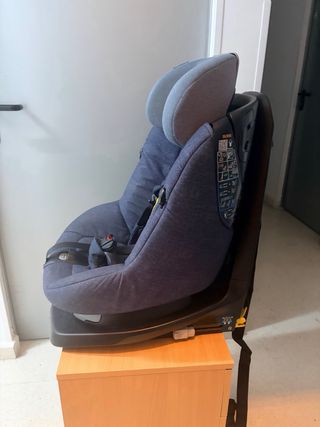 Silla de coche Bebeconfort AxissFix Plus