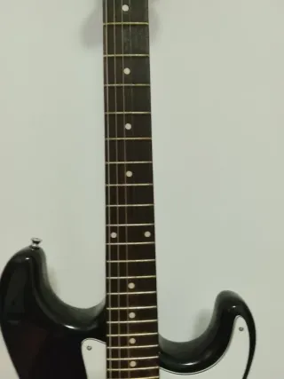 Guitarra Eléctrica y amplificador