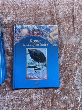 Los viajes extraordinarios de Julio Verne: Robu...