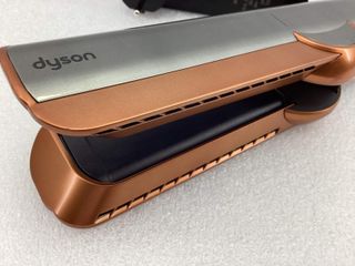 plancha pelo dyson airstrait