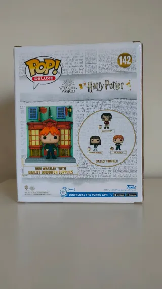 Funko POP!#142 Ron Weasley with Q. Q. Supplies