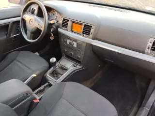 Opel Vectra 2005