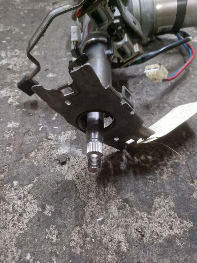 COLUMNA DIRECCION TOYOTA COROLLA (E12)