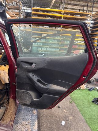 PUERTA TRASERA DERECHA FORD FIESTA (CE1)