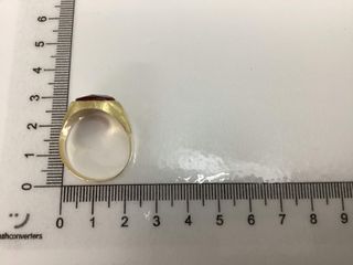 sello oro 18k con piedra con circonita