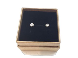 pendientes oro 18k con piedra