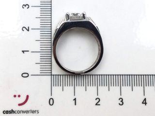 sello oro 18k con diamante de laboratorio