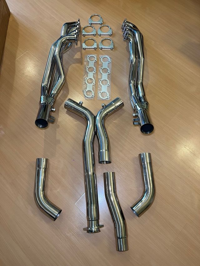 Línea de escape Mercedes AMG 5.4 V8 M113 M113K