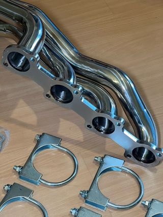 Línea de escape Mercedes AMG 5.4 V8 M113 M113K