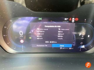 Volvo XC40 2.0 B3 G Plus Dark Auto