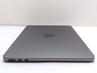 portatil apple apple macbook air m2 8-core 3.4 13 (8gpu) (2022) (a2681)