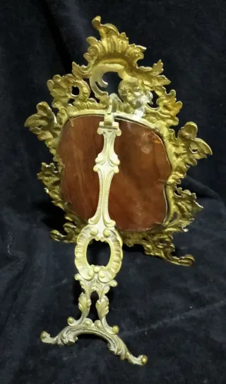 Antiguo espejo de mesa dorado