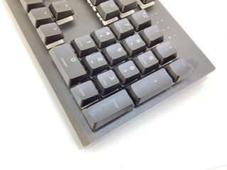 teclado alfanumerico corsair k60 rgb pro