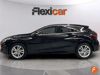 Infiniti Q30 1.5D PREMIUM TECH