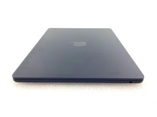 portatil apple apple macbook air m2 8-core 3.4 13 (8gpu) (2022) (a2681)