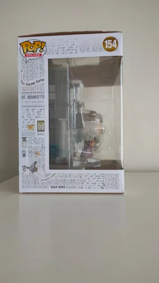 Funko POP!#154Albus Dumbledore with Hog's Head Inn