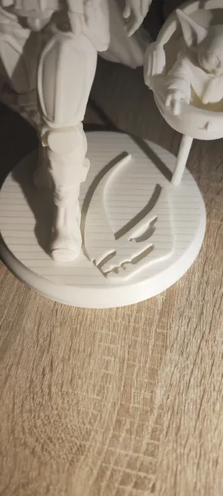 Figura Mandalorian Star Wars con Grogu