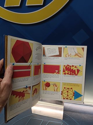 Libro, JUEGO Y ME DIVIERTO MAS DE 40 PASATIEMPOS ,EVEREST ,1983