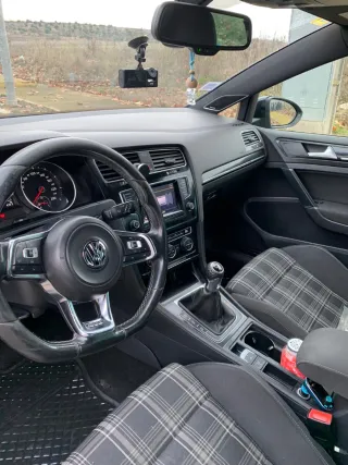 Volkswagen Golf 2014