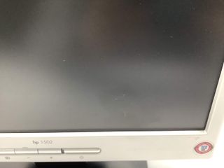monitor tft hp p9617d