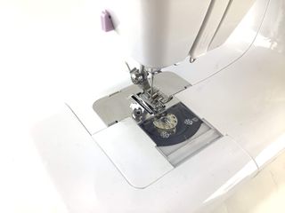 maquina coser amazon basics 0121