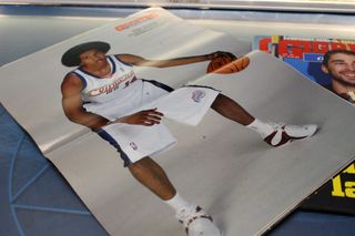 Revistas Baloncesto: Gigantes del Basket nº 744, 972 y 977. 2000-04.