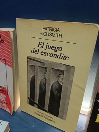 10 novelas, Libros, espionaje, policíaca, homicidios, diferentes autores
