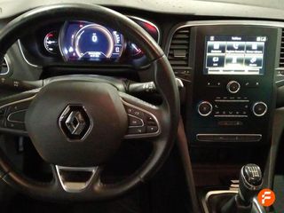 Renault Megane Limited + TCe 103 kW (140CV) GPF -SS