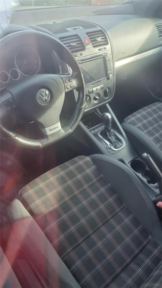 Volkswagen Golf V GTI 2.0