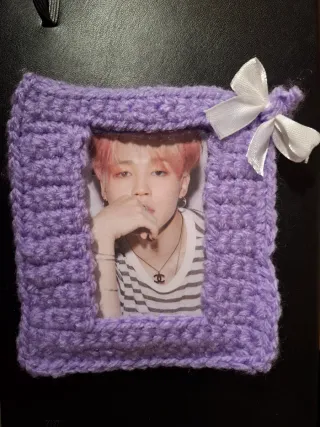 Porta photocards crochet morado