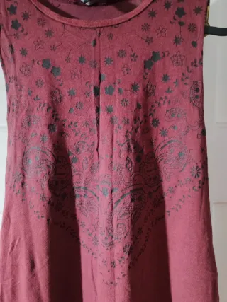 Camiseta sin mangas con estampado