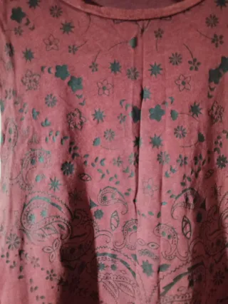 Camiseta sin mangas con estampado