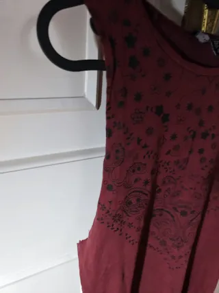 Camiseta sin mangas con estampado