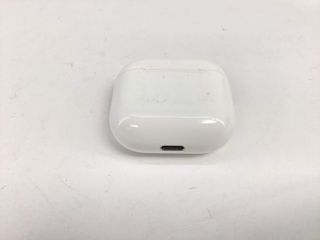 in-ear apple airpods 4 gen