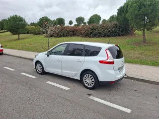 Renault Grand Scenic 2014