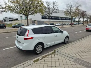 Renault Grand Scenic 2014