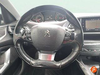 Peugeot 308 5p Allure 1.2 PureTech 96KW (130CV) Auto