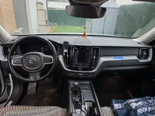 Volvo XC60 2022