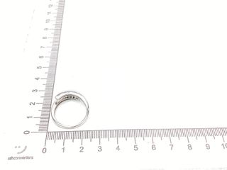 anillo oro 18k con piedra con diamante