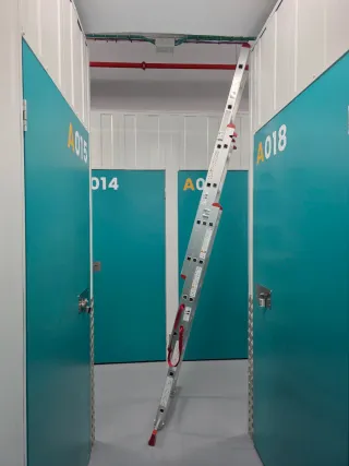 Escalera aluminio 3 cuerpos Parkside