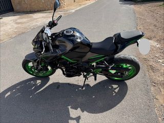 Kawasaki Z900 125cv Negra y Verde