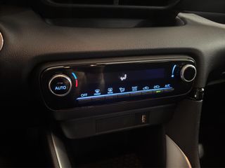 TOYOTA YARIS 1.5 VVT-I HYBRID ACTIVE TECH 116 5P