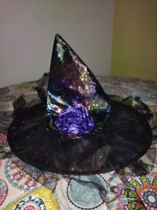 Sombrero de Bruja Brillante