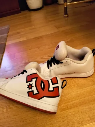 Zapatillas DC SHOECOUSA Negras y Blancas