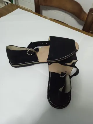 Sandalias Mayorquinas Negras Auténticas