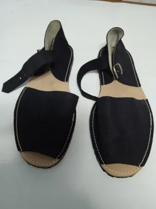 Sandalias Mayorquinas Negras Auténticas